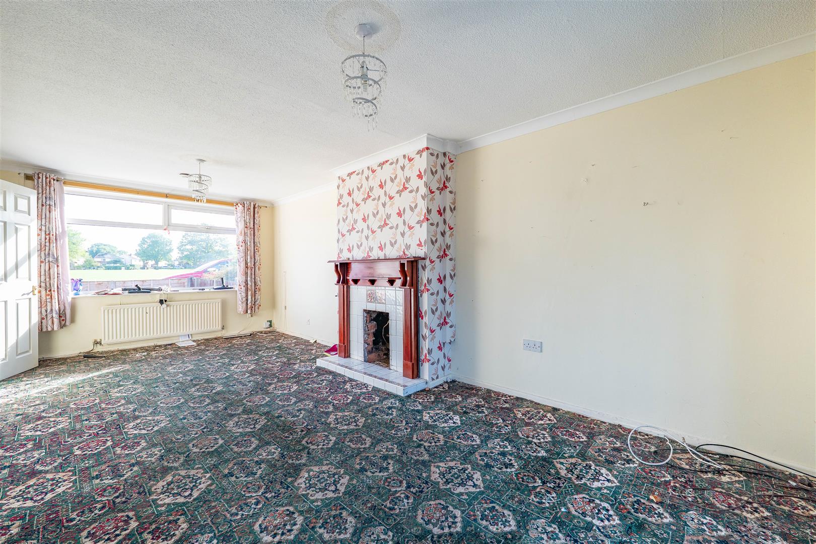 Lourdes Avenue, Preston